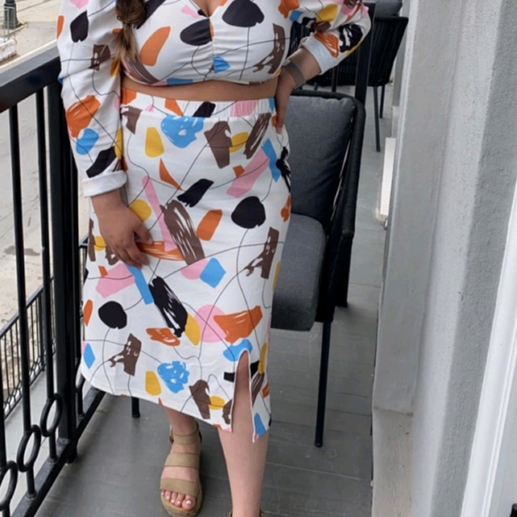 2PC Set - Picture 9 of 9